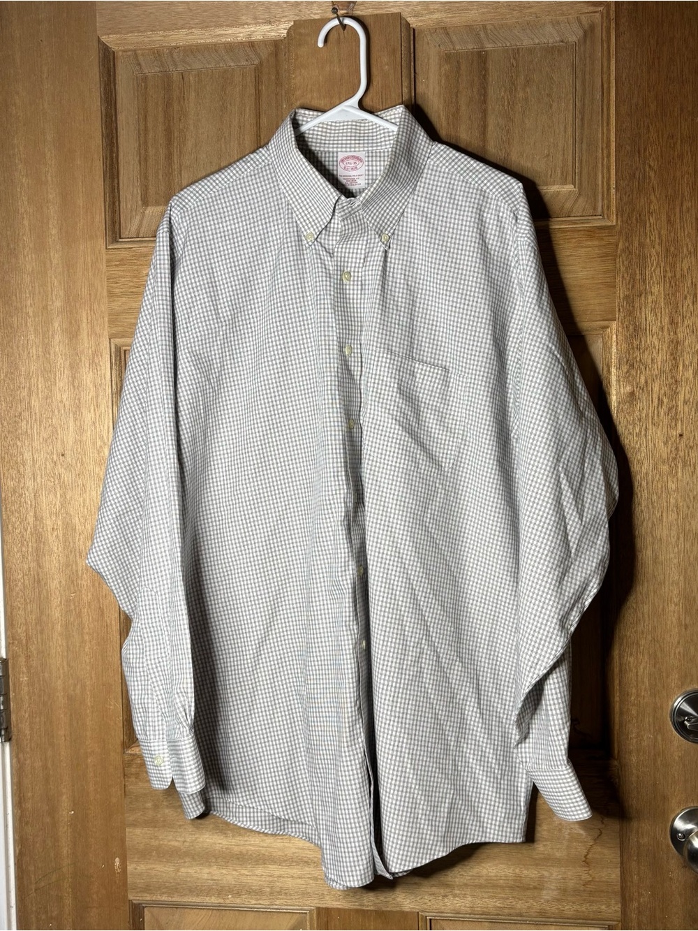 Brooks Brothers men’s cotton Button-Down Shirt size 17.5